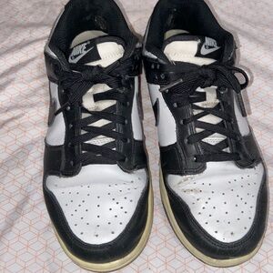 Nike panda dunks